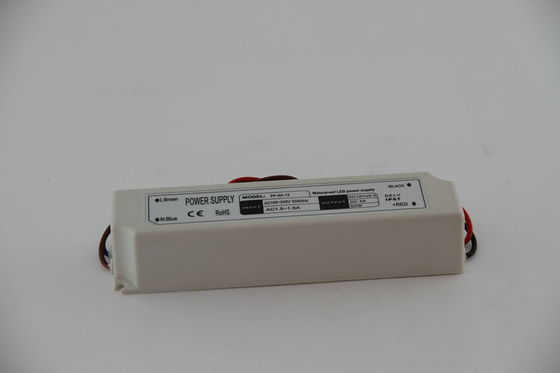 Водоустойчивый AC водителя 120V СИД напряжения тока IP67 60W постоянн, изолированный пластичный случай
