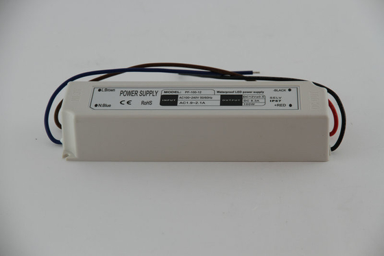напряжение тока 100W 50Hz постоянн эффективность водителя СИД 12 вольтов с предохранением от перегрузки